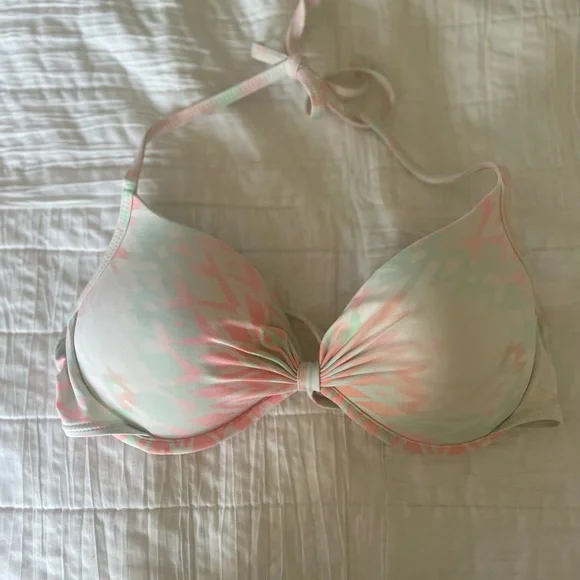 2 Bathing Suit Tops - Picture 4 of 5